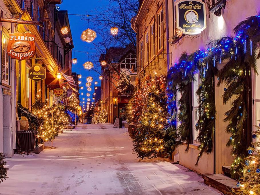 Top 10 Places to Spend Christmas 2017 in Canada 