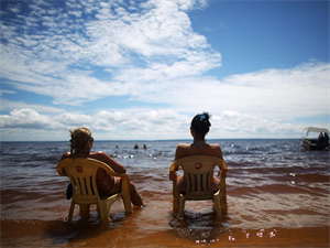 High Level of Bacteria on the Beach, Stop Swimming! 