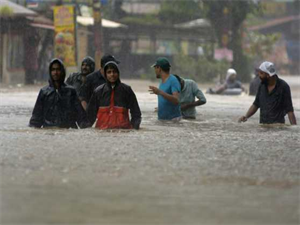 Heavy Flooding In Kerala: Red Alert Issued As Death Toll Rises In Indian State