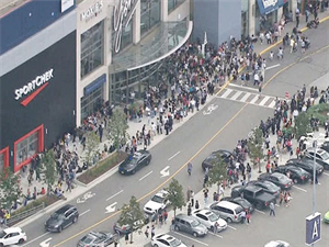Toronto Yorkdale mall sealed after shots fired