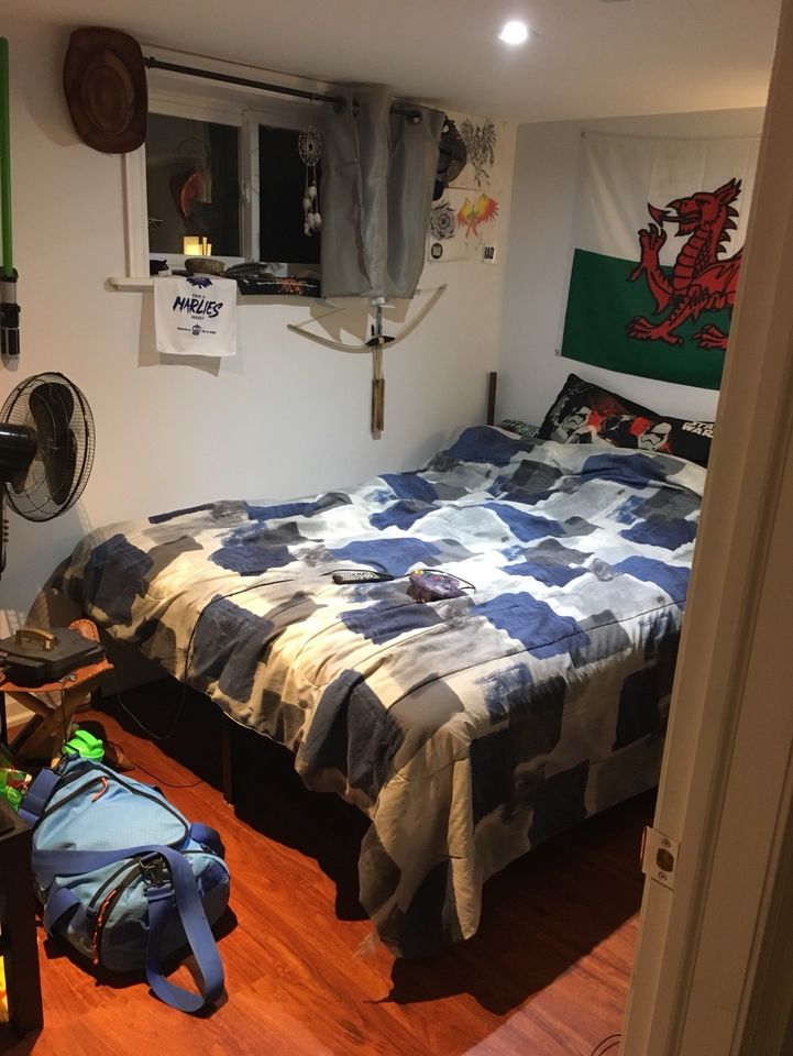 Room For Rent In 2 Bedroom Basement Apartment Scarborough
