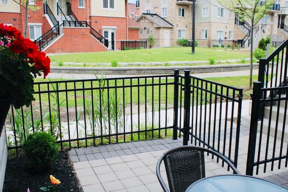 Wanted: Modern Garden View Condo Townhouse For Sale In Brampton